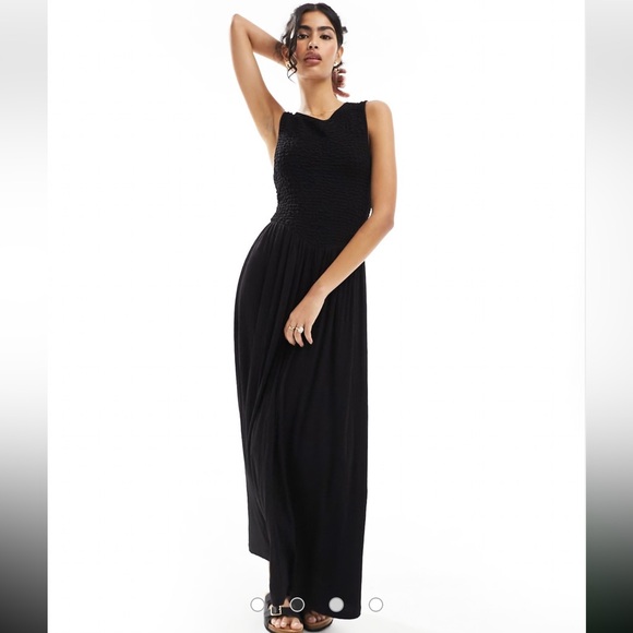 ASOS Black Shirred Bodice Open Back Maxi Dress - Picture 9 of 9